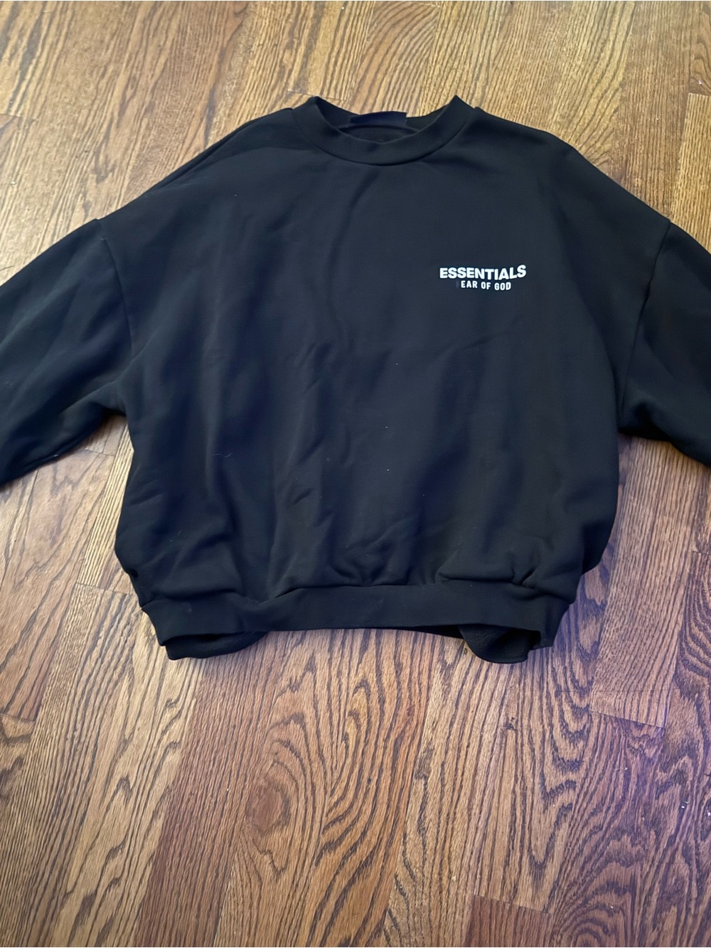 ESSENTIALS Men’s Black Crewneck Sweatshirt with pockets